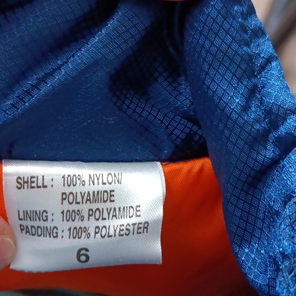 Boys vest Good w front pockets no Brand size 6 nylon & polyester - Picture 2 of 3